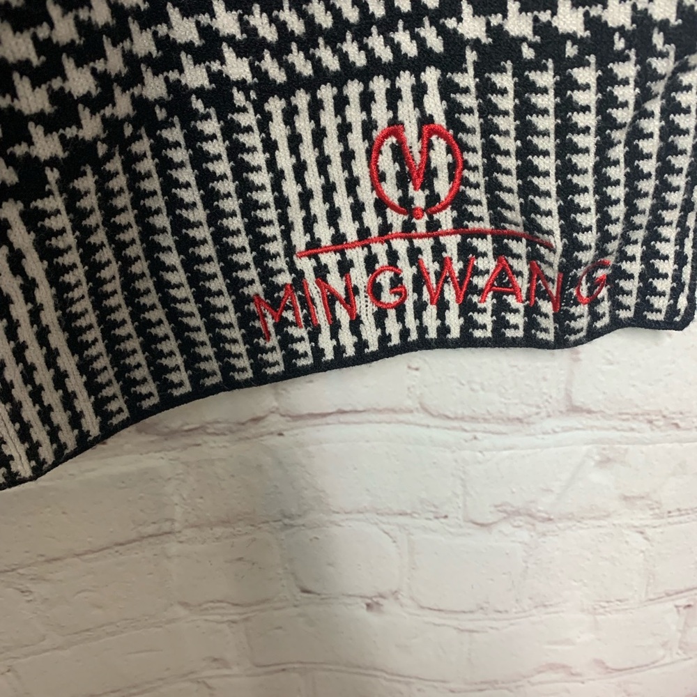 Ming Wang Black Knit Logo Comfort Wrap One Size - Picture 2 of 6